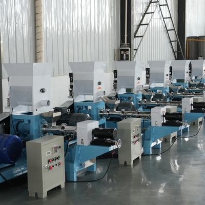 500kg/H μικρός σβόλος τροφίμων ψαριών που κατασκευάζει τη μηχανή 2.2kw την τέμνουσα δύναμη