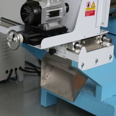 Εμπορική επιπλέουσα μηχανή 1470x1120x840mm σβόλων τροφών ψαριών