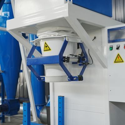 μηχανή diesel μηχανών επεξεργασίας ζωοτροφών μηχανών σβόλων 212mm ξύλινη για το κοτόπουλο