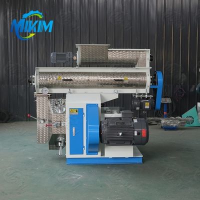 380Volt υψηλή αποδοτικότητα μηχανημάτων φαρμάτων πουλερικών εξωθητών σβόλων ζωοτροφών